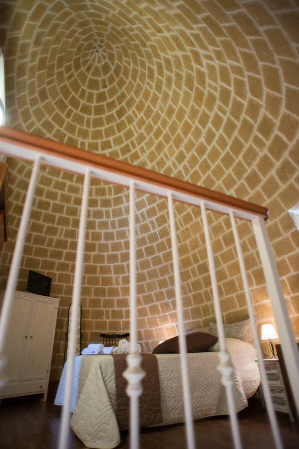 Grandi Trulli Bed & Breakfast Αλμπερομπέλο Εξωτερικό φωτογραφία